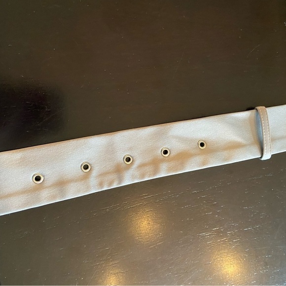 Grey/silver silky belt with black embellished buckle - Picture 5 of 5